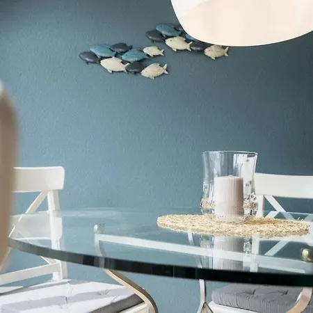 With 2 Bedrooms 別荘