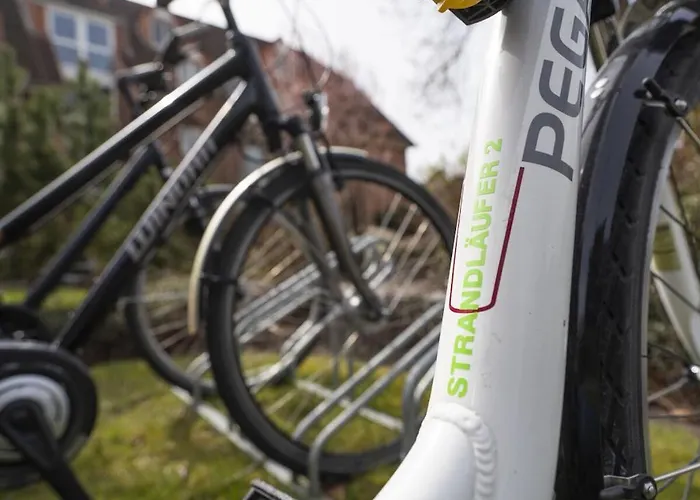 With 2 Bedrooms 蒂门多弗施特兰德